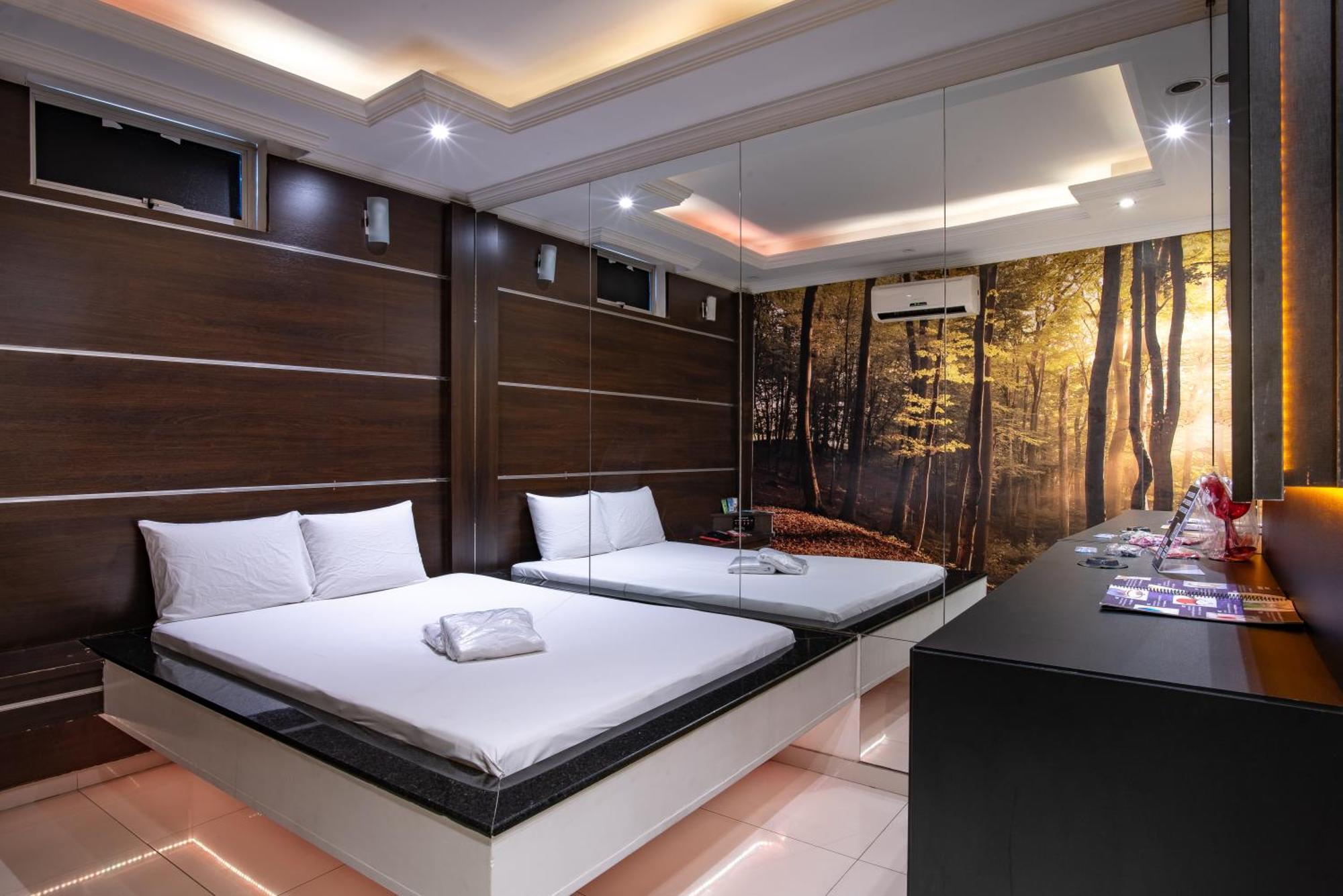 Motel Fantasy 2 (Adults Only) Contagem Dış mekan fotoğraf