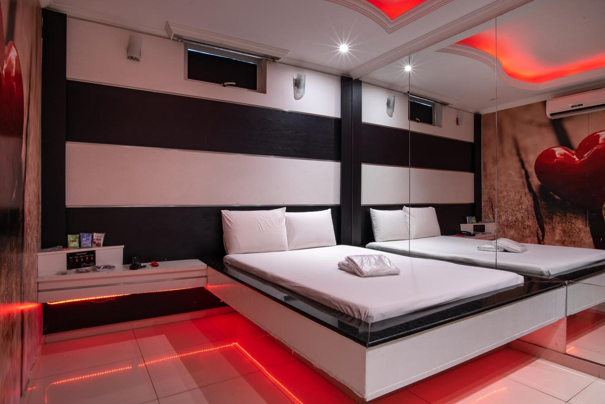 Motel Fantasy 2 (Adults Only) Contagem Dış mekan fotoğraf
