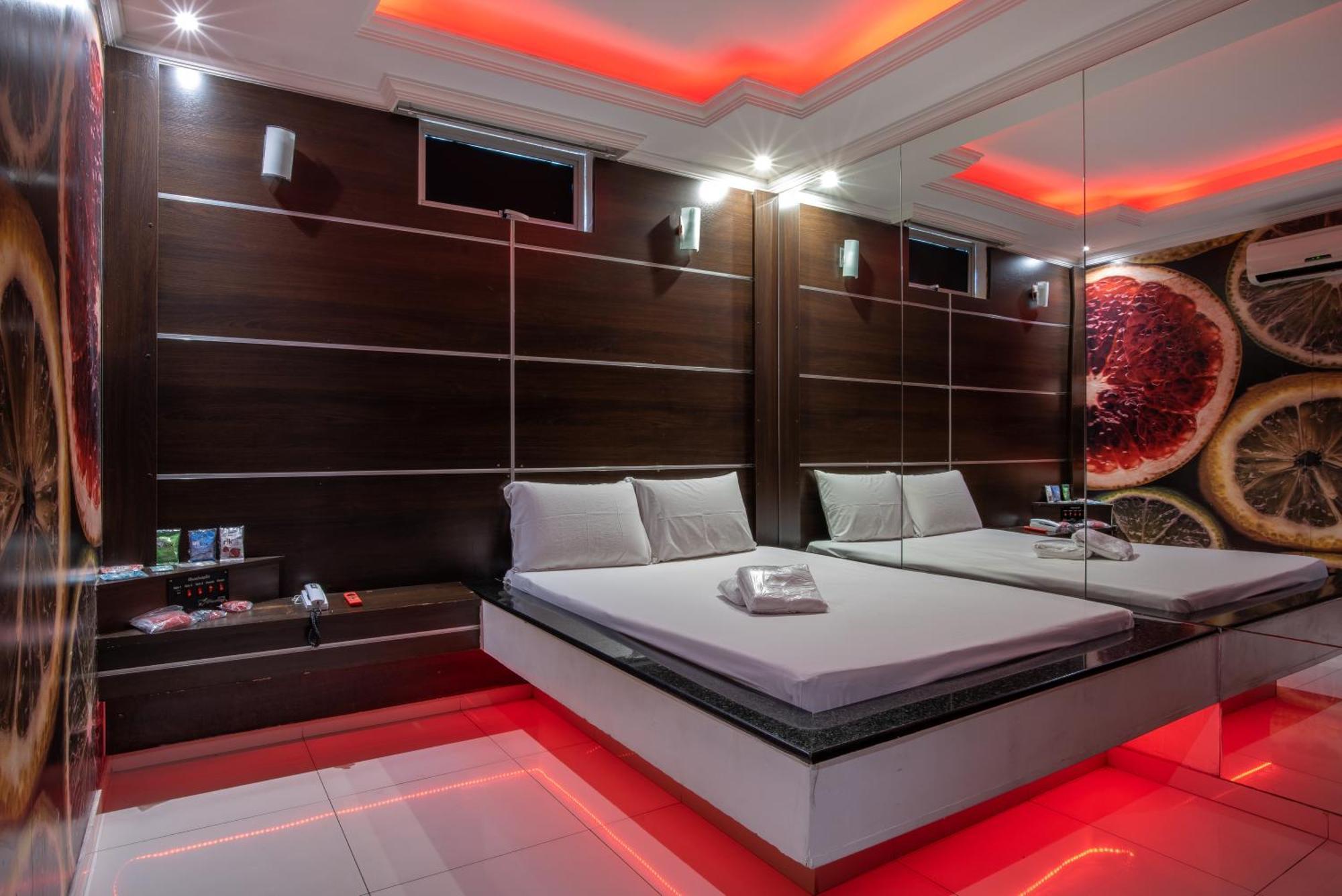 Motel Fantasy 2 (Adults Only) Contagem Dış mekan fotoğraf