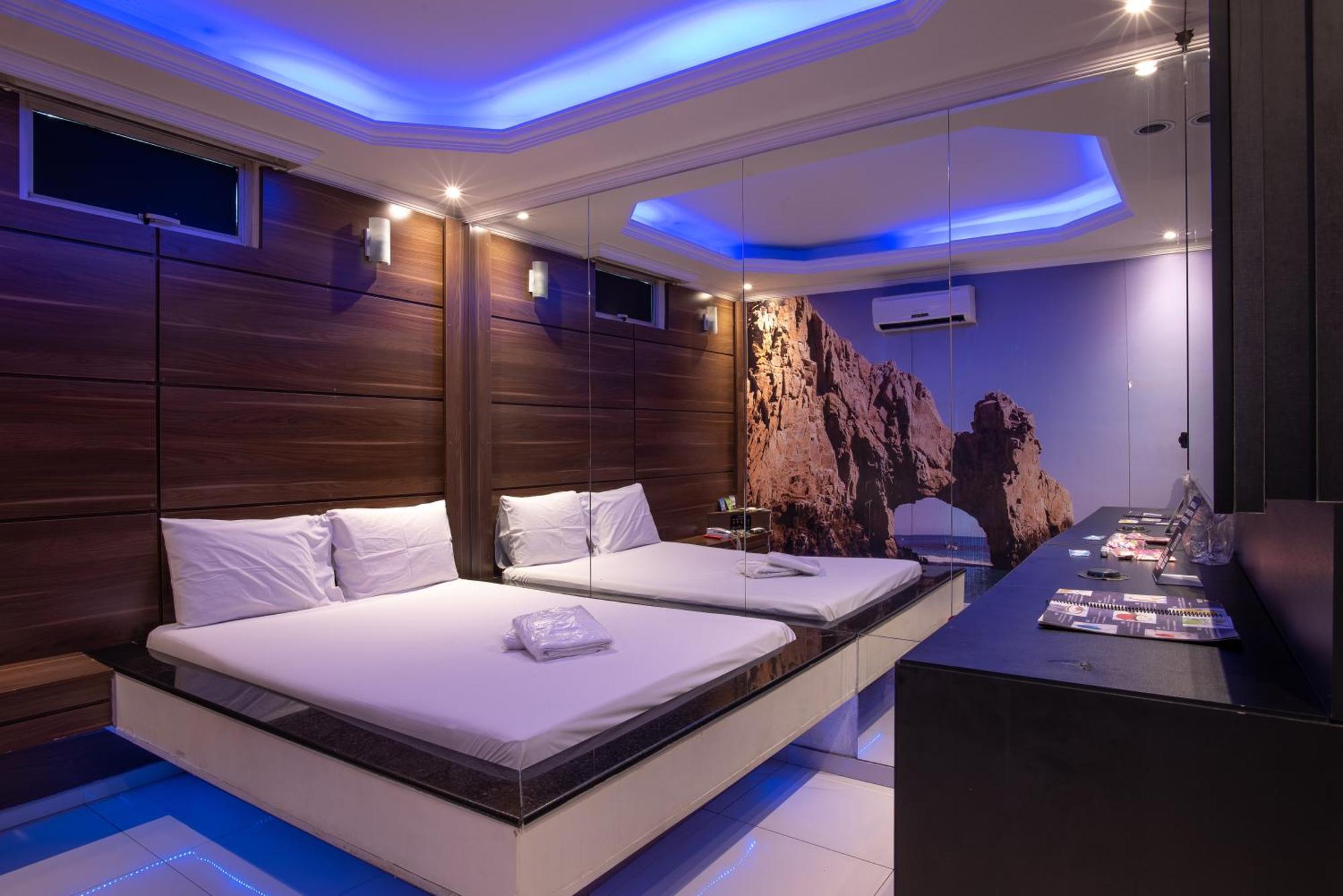 Motel Fantasy 2 (Adults Only) Contagem Dış mekan fotoğraf