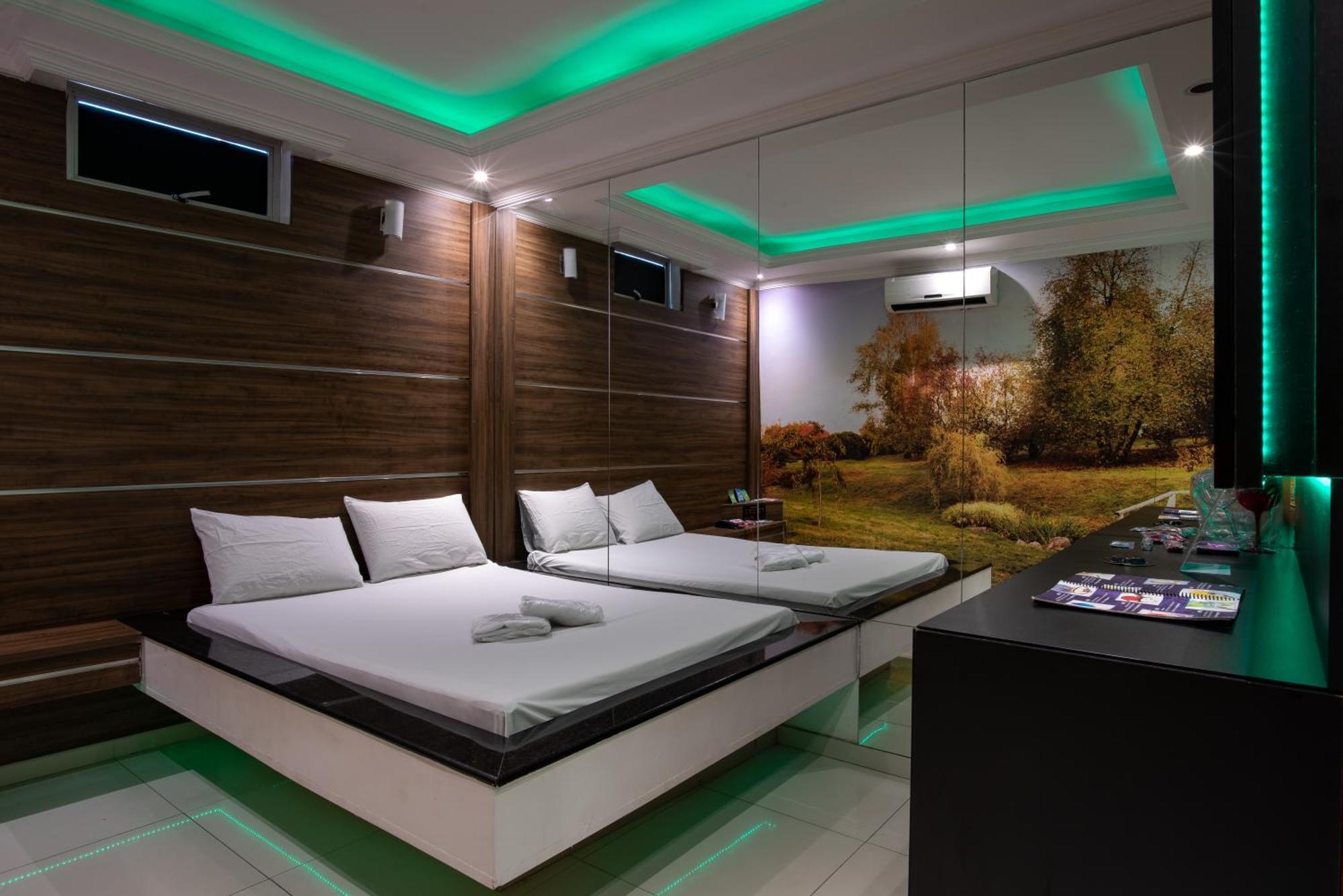 Motel Fantasy 2 (Adults Only) Contagem Dış mekan fotoğraf
