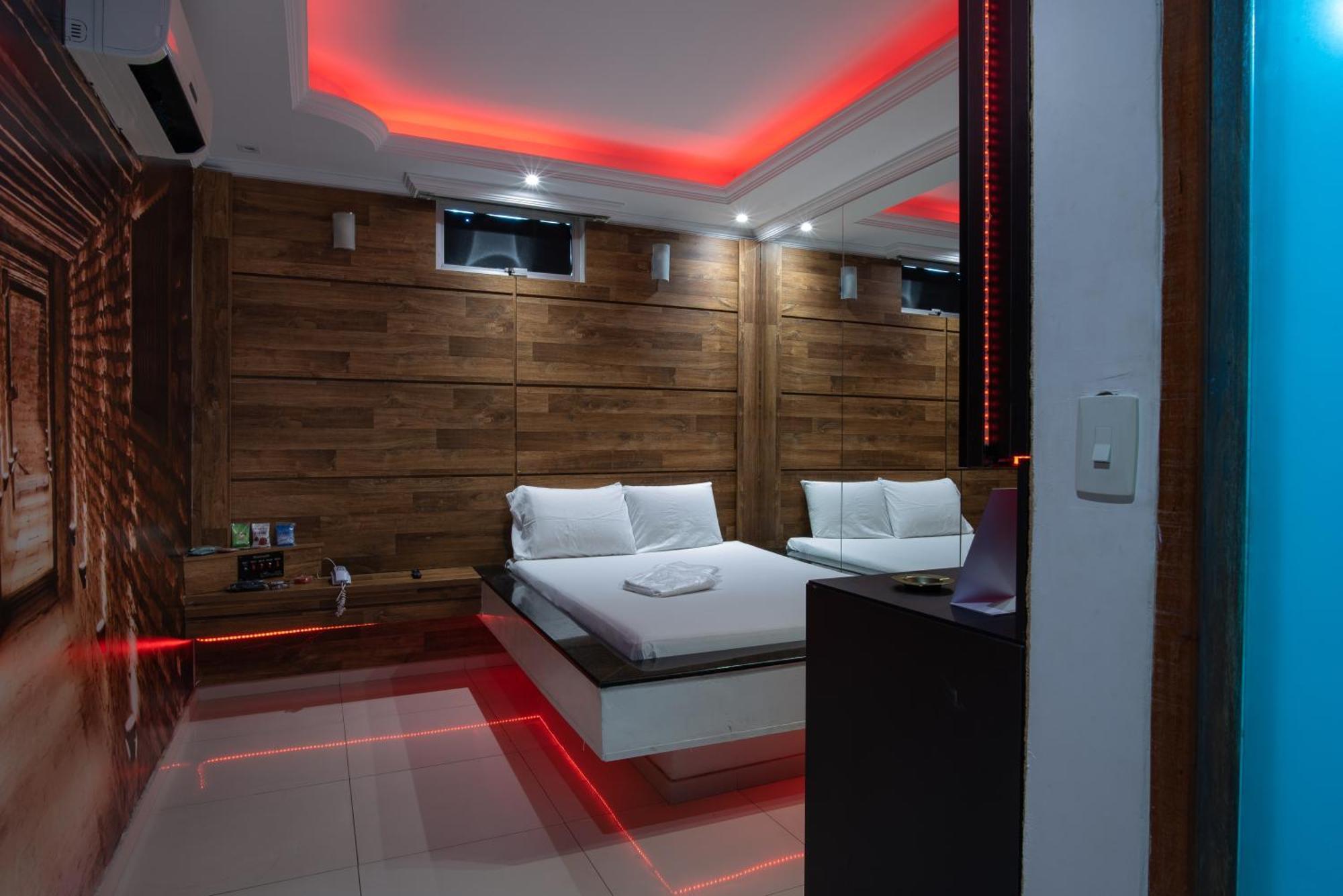 Motel Fantasy 2 (Adults Only) Contagem Dış mekan fotoğraf